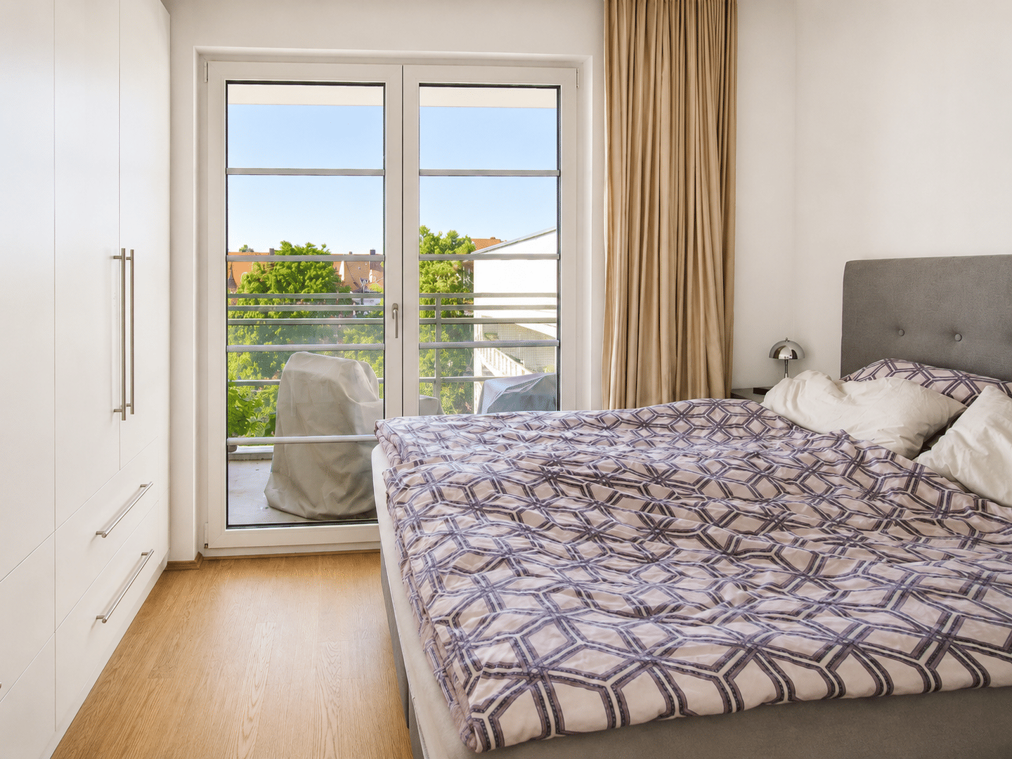 Hochwertige 4-Zimmer-Wohnung in Sendling – München – Vorschaubild 3