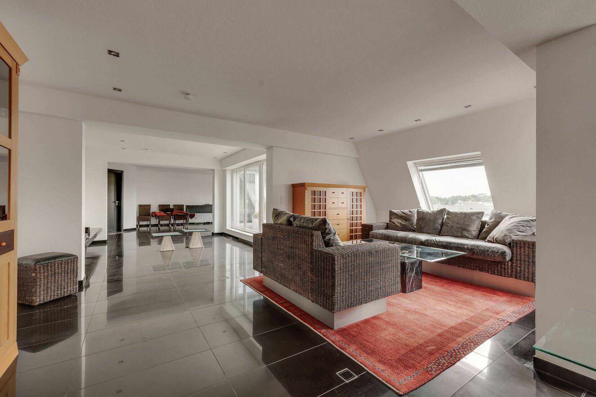 Penthouse Eigentumswohnung – Bremen – fast im Herzen der Stadt – Rembertiring – hochwertige Austattung – EBK – Granitböden – barrierefreies Bad – 28195 Bremen – Vorschaubild 5