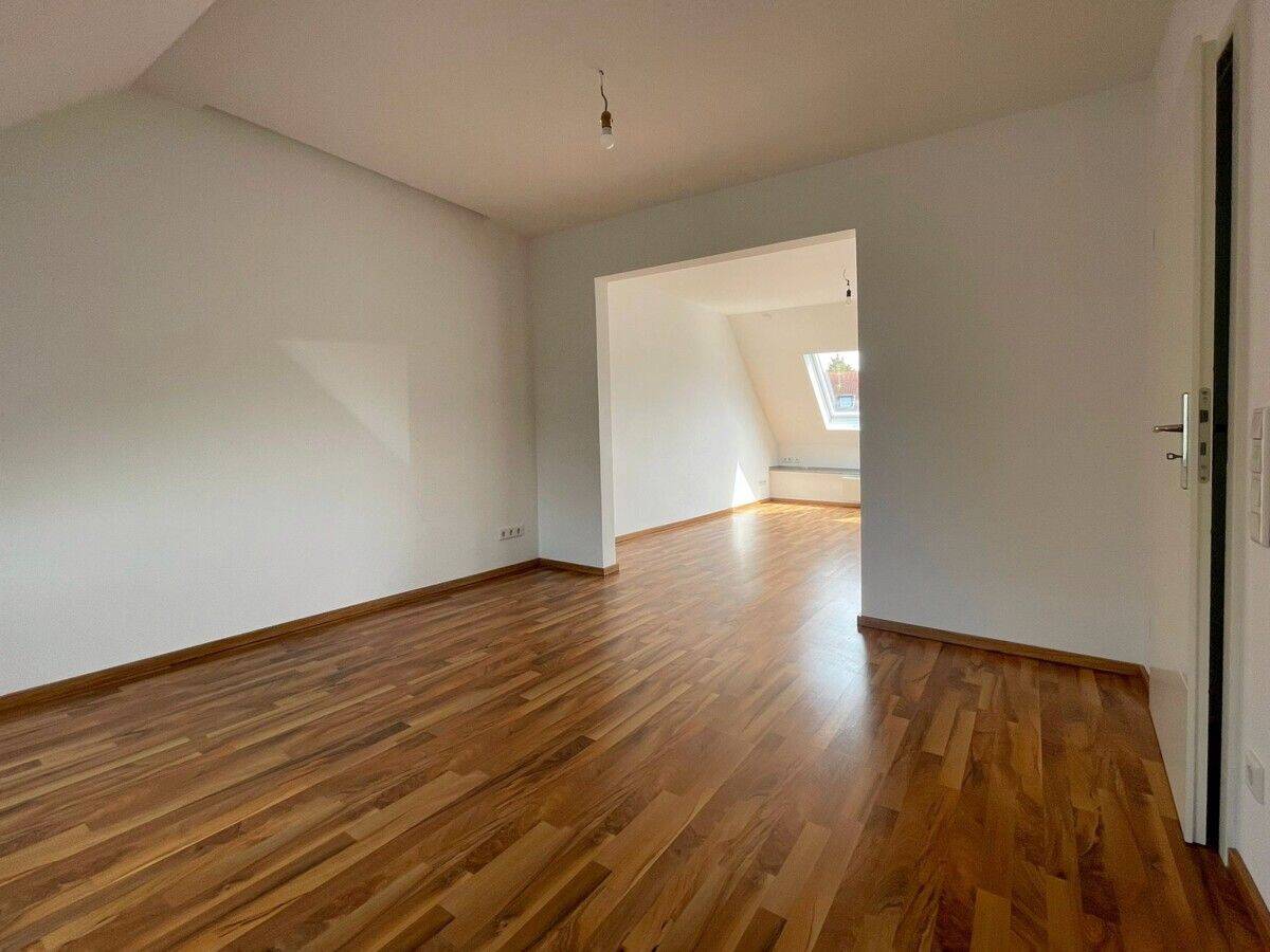 Über den Dächern Rüttenscheids: charmante 2,5 Zimmer DG-Maisonette – 45130 Essen – Vorschaubild 3