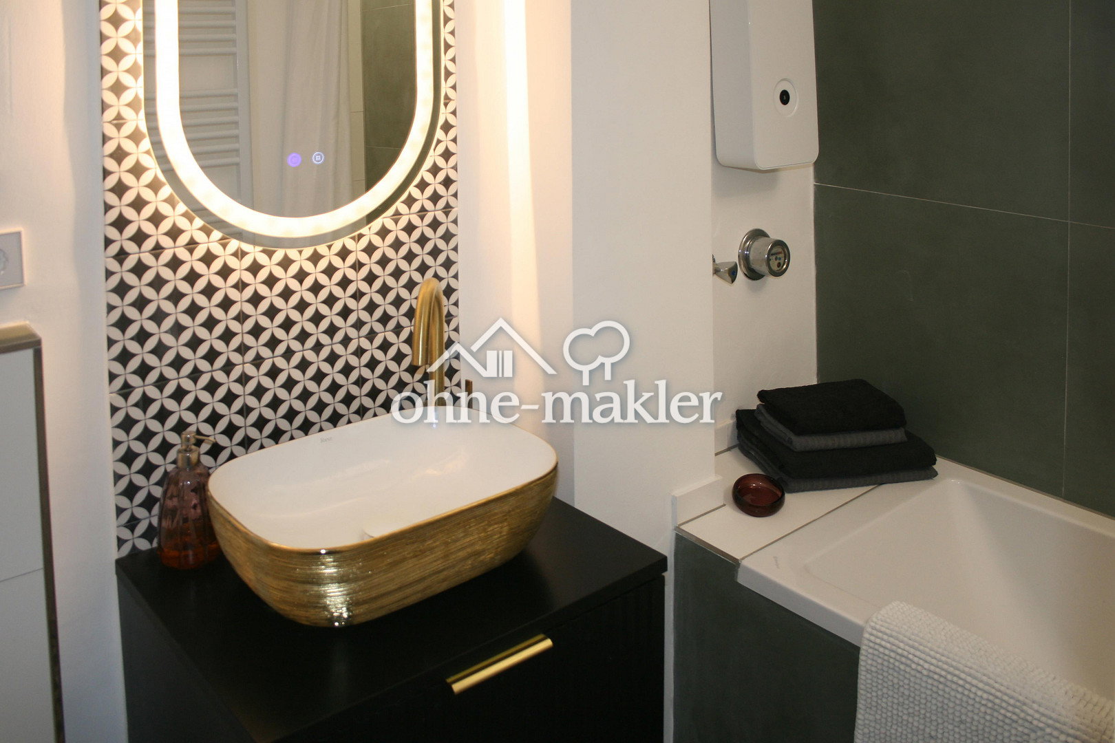 Charmante Altbauwohnung mit Balkon und Garten – Karlsbaderstraße 15, 70372 Stuttgart – Vorschaubild 3