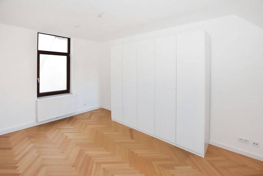 Denkmalgeschützte Maisonette-Wohnung im historischen Stil! – 30449 Hannover – Vorschaubild 3