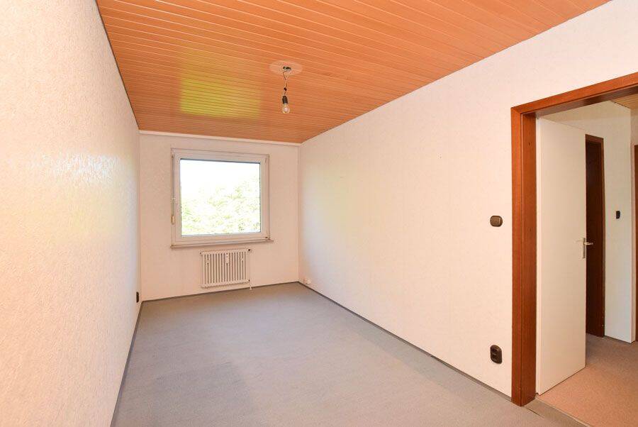 Großzügige 4-Zimmer-Wohnung mit Balkon in idyllischer Lage! – 38112 Braunschweig – Vorschaubild 4