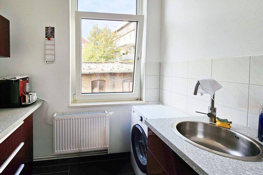 Modernisierte 1-Zimmer-Wohnung mit Stellplatz in Braunschweig! – 38118 Braunschweig – Vorschaubild 3