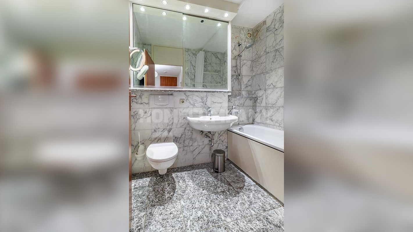 ***Modern möblierte 2-Zimmer Wohnung mit Balkon. – München – Vorschaubild 4