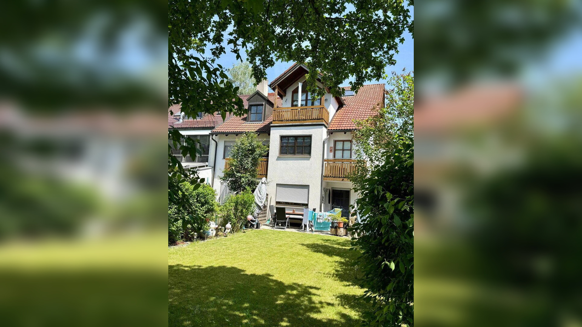 Exklusive Dachgeschosswohnung in Alleinlage – 2 Balkone – 2 Bäder – 81827 München – Vorschaubild 3