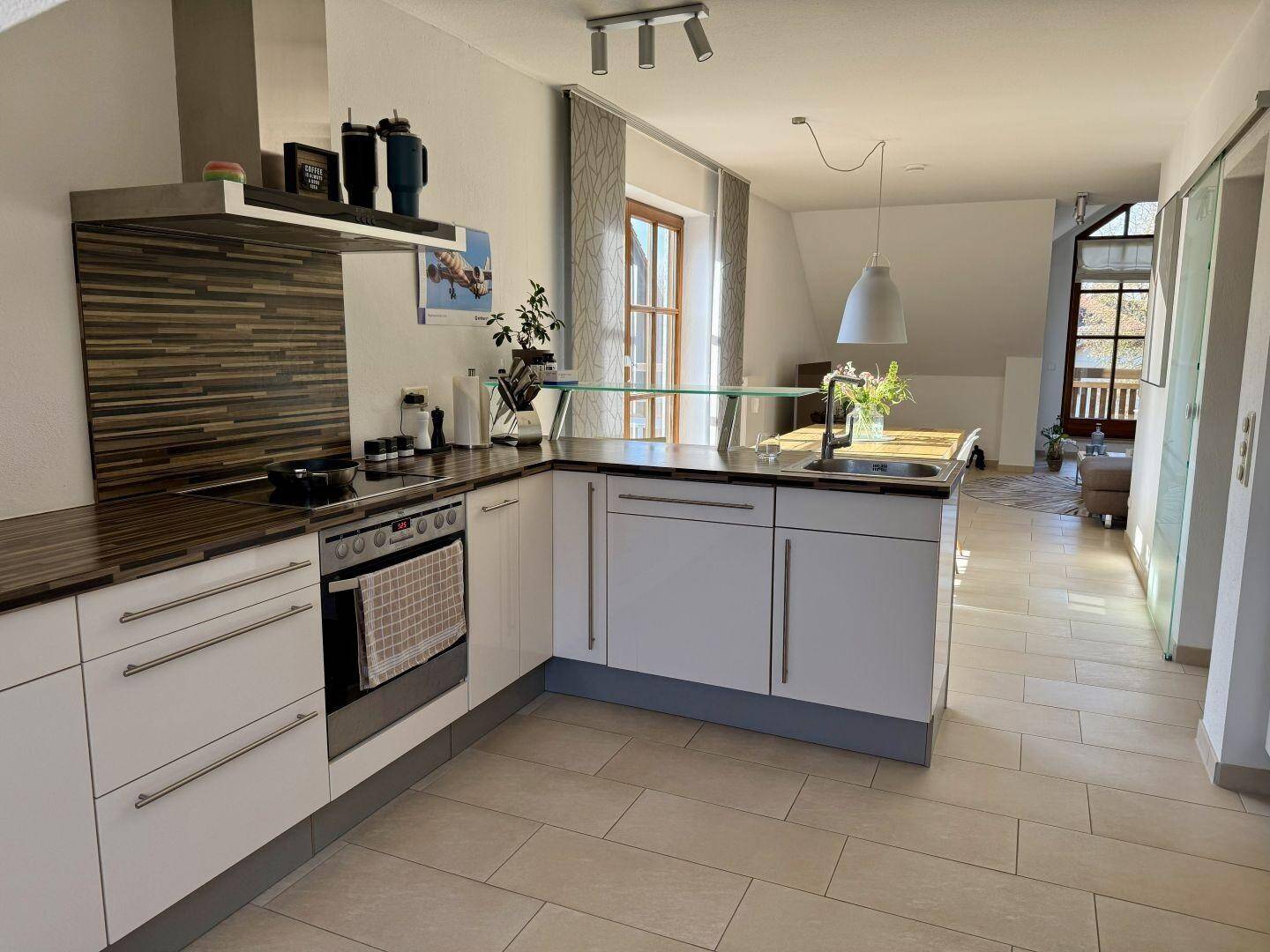 Exklusive Dachgeschosswohnung in Alleinlage – 2 Balkone – 2 Bäder – 81827 München – Vorschaubild 4