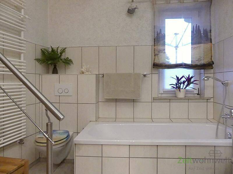 (EF0446_M) Erfurt: Gispersleben, neu möblierte Wohnung über 2 Etagen, ruhige Lage, Dachbalkon, 2x Bad/WC, WLAN inklusive – 99091 Erfurt – Vorschaubild 3