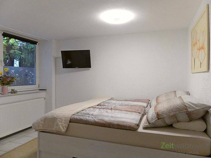 (EF0446_M) Erfurt: Gispersleben, neu möblierte Wohnung über 2 Etagen, ruhige Lage, Dachbalkon, 2x Bad/WC, WLAN inklusive – 99091 Erfurt – Vorschaubild 4