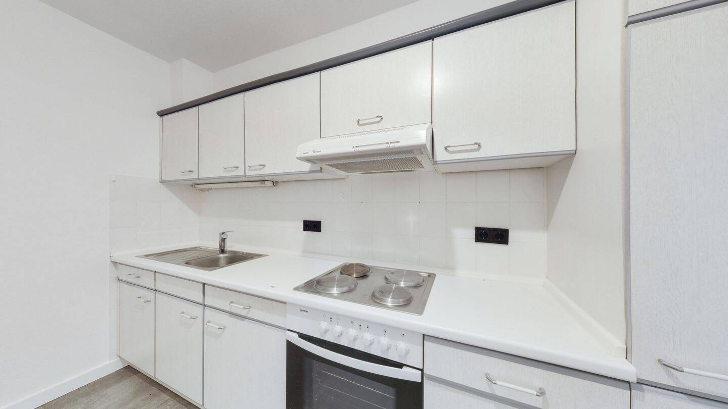Bezugsfreie und renovierte Etagenwohnung in Toplage im Gerichtsviertel-Oldenburg – 26135 Oldenburg (Oldb) – Vorschaubild 4