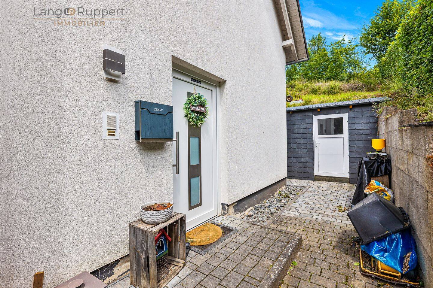 Modernes Wohnen im Grünen – EFH mit Garten, Terrasse und PV-Anlage – 64658 Fürth – Vorschaubild 3