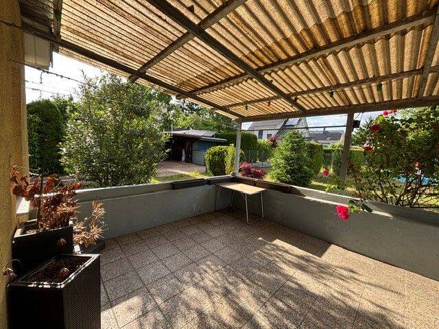 Ebenerdiger Bungalow mit flacher Dusche, 3 Zimmern, großer Diele und Essküche in Berlin Biesdorf – 12683 Berlin – Vorschaubild 3