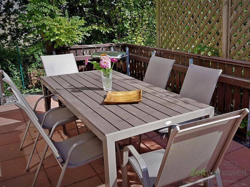 (EF0761_M) Dresden: Schönfeld, schöne möblierte Maissonette-Wohnung mit Gäste-WC, großer Terrasse und PKW-Stellplatz – 1328 Dresden – Vorschaubild 4