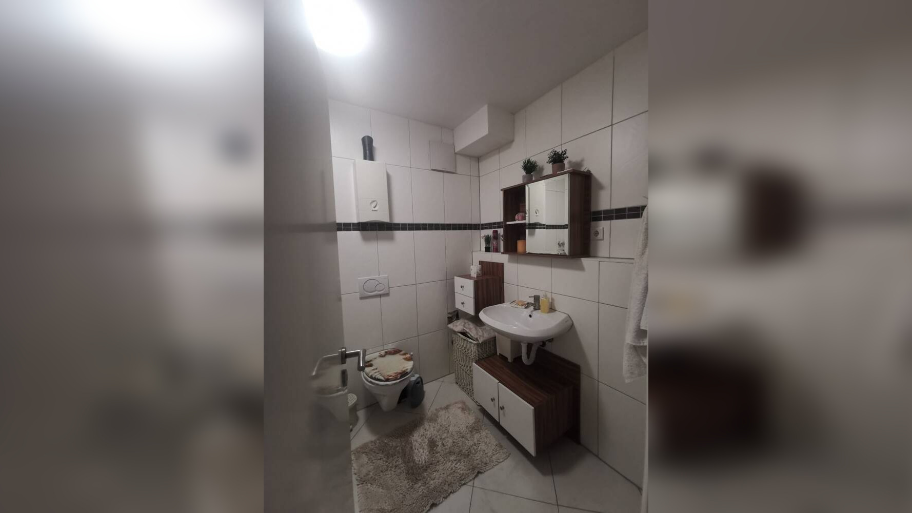 Helle u. neuwertige 4-Zimmer Dachgeschoss-Maisonette mit einem KFZ-Stellplatz im Innenhof! – 50737 Köln – Vorschaubild 4