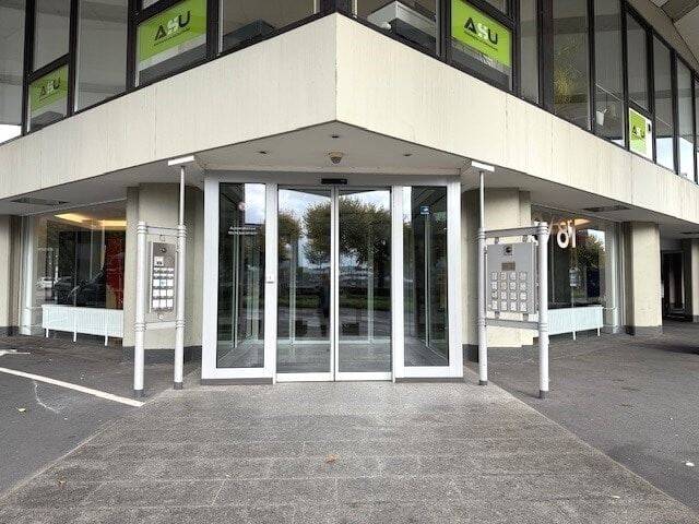 2-Zimmer-Wohnung mit traumhaftem Rhein- und Domblick – 50668 Köln – Vorschaubild 3
