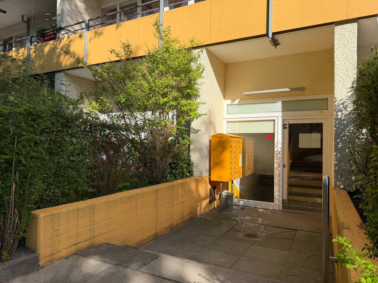 Steglitz – Ruhig gelegene, sanierte 2-Zimmer Wohnung mit Weitblick – 12167 Berlin – Vorschaubild 3