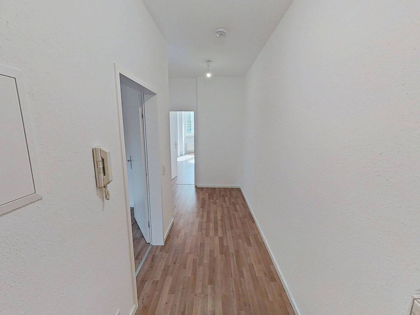 Gemütliche 1,5-Zimmer-Erdgeschosswohnung für Singles oder Paare – 70197 Stuttgart – Vorschaubild 4