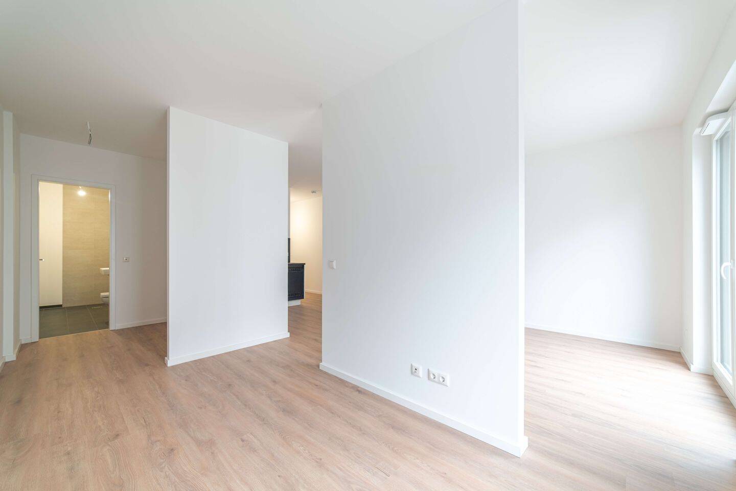 Quiet Manhattan-Style Studio with Smart Layout Apt 217 – 10247 Berlin – Vorschaubild 3
