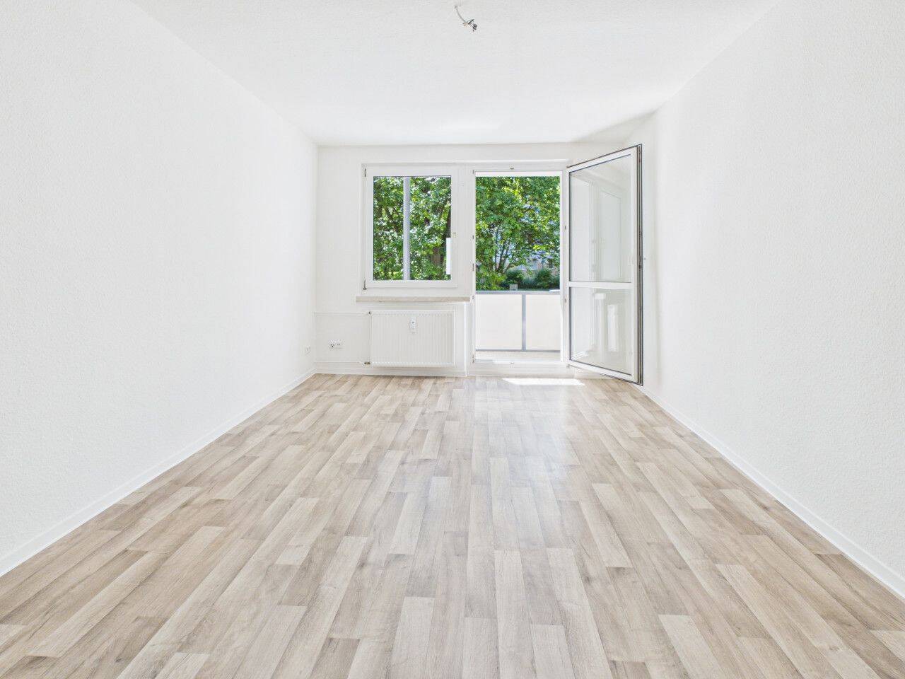 3-Raum-Wohnung mit Balkon auf dem Kapellenberg – Chemnitz – Vorschaubild 3