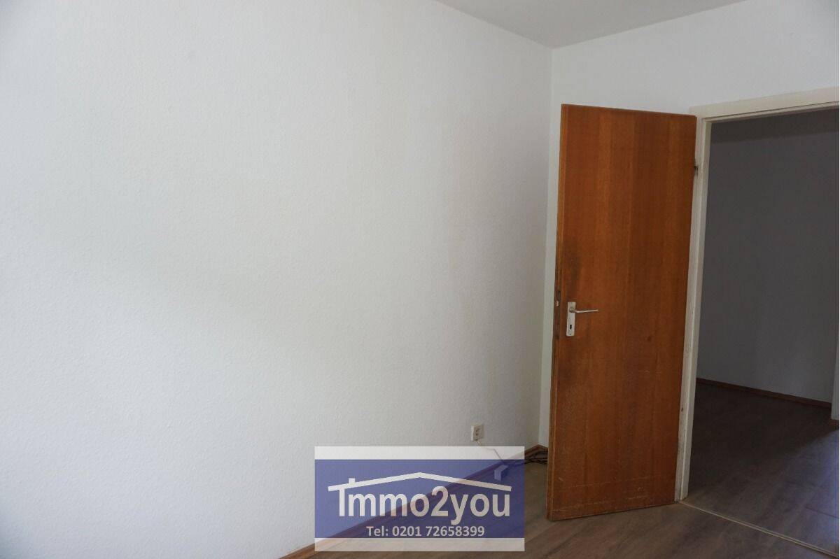 Renovieren, Einziehen und Wohlfühlen. Genießen Sie die optimale Ausrichtung vom Ihrem Sonnenbalkon – 45277 Essen – Vorschaubild 3