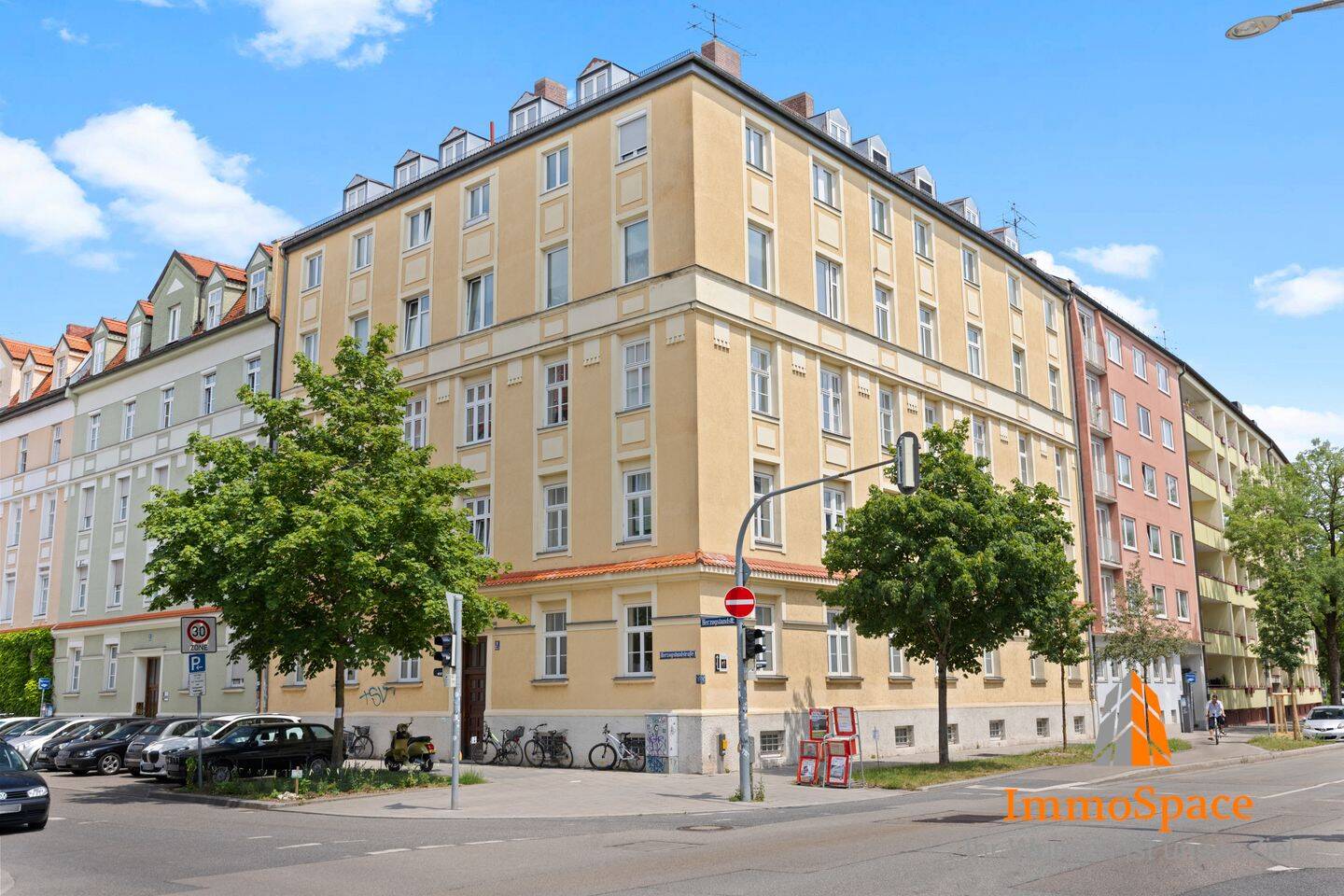 *DER GEWINN LIEGT IM EINKAUF – FREIE 3 ZKB ZUR RENOVIERUNG IN TOP-LAGE!* – 81541 München – Vorschaubild 3