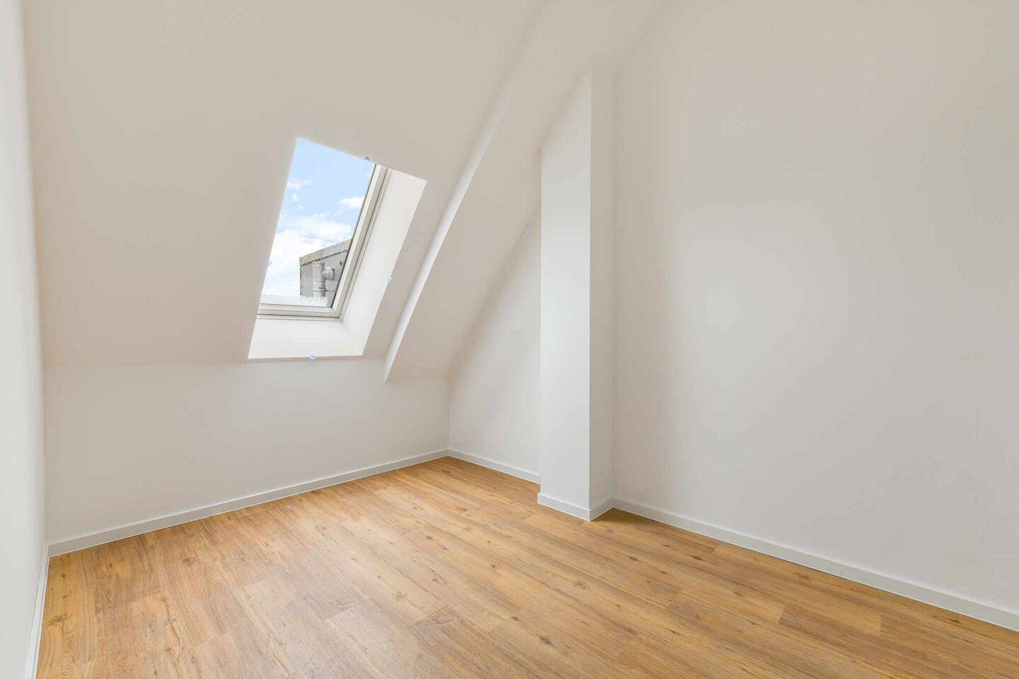 Elegantes Penthouse mit Balkon in Toplage von Hamburg-Poppenbüttel – 22399 Hamburg – Vorschaubild 4