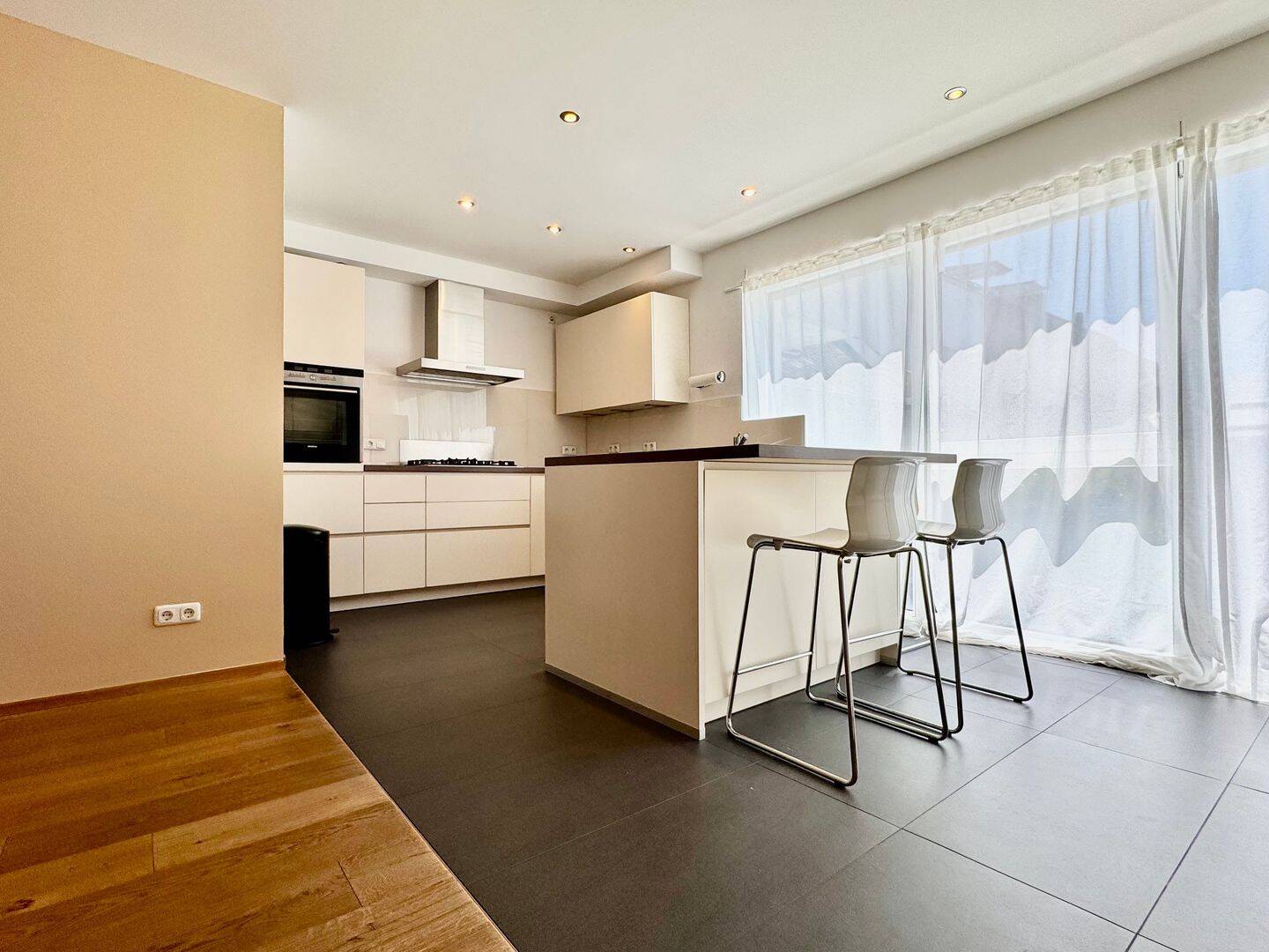 Hochwertige 3 ZKB Wohnung mit Loggia in Bestlage von Trier! – 54292 Trier – Vorschaubild 4