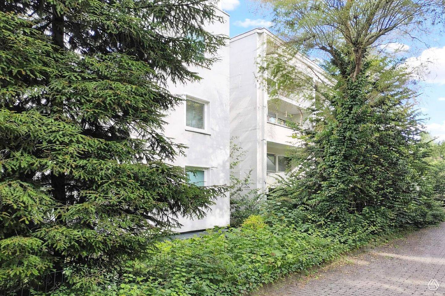Osterdeich! Begehrte Lage : schicke 4 Zi.-Maiso.-Wo. (seitlich gelegen) + 2 Balkone + Stellplatz – 28205 Bremen – Vorschaubild 3