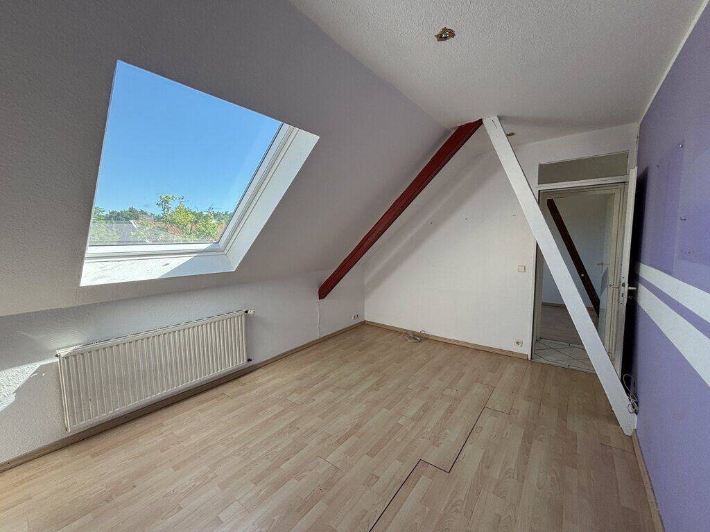 Große Eigentumswohnung im Dachgeschoß mit Stellplatz – 52068 Aachen – Vorschaubild 5