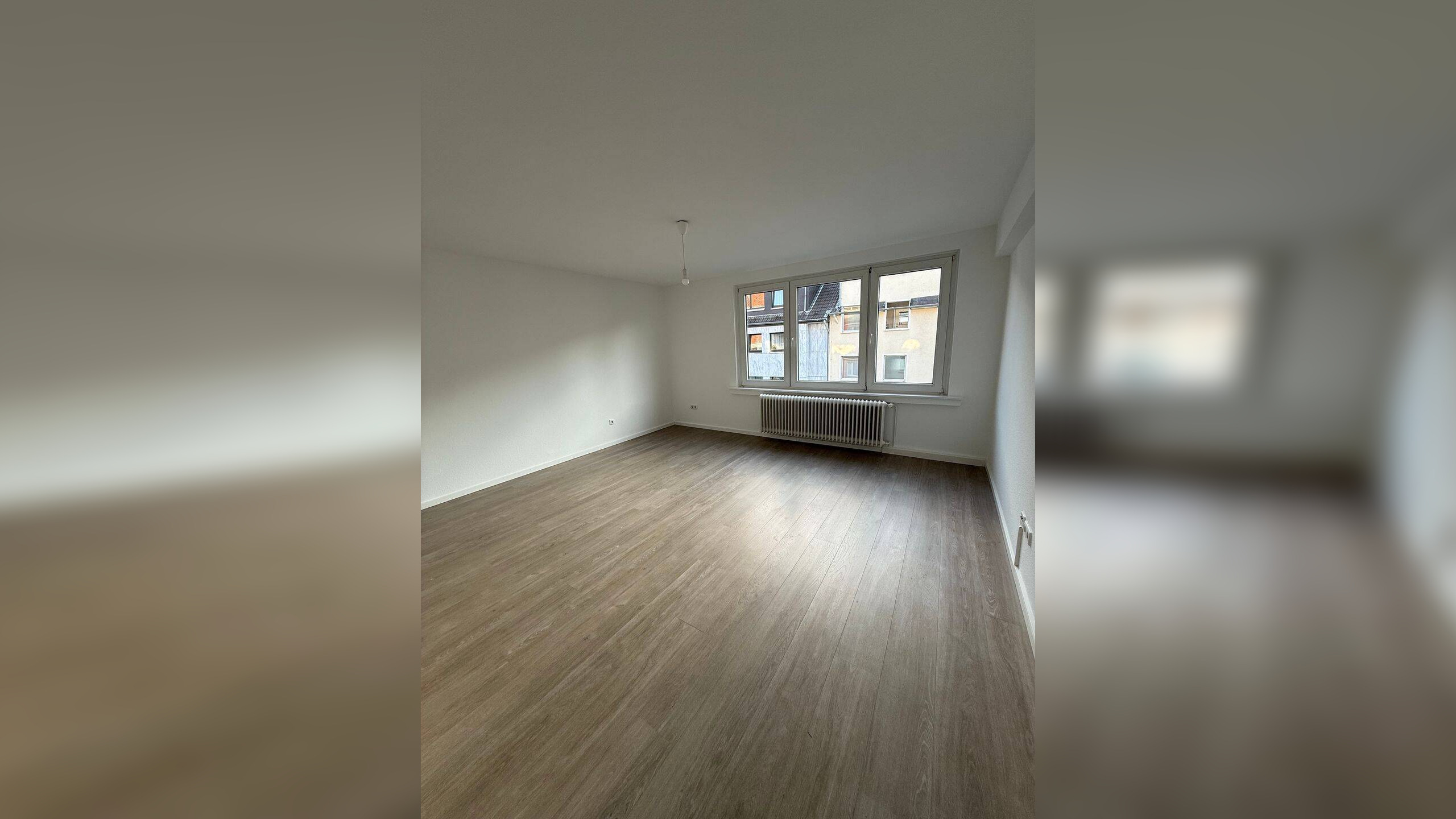 Friedrichstadt – Urbanes Leben – 2 Zimmer, Küche, Duschbad, Loggia – 40215 Düsseldorf – Vorschaubild 4