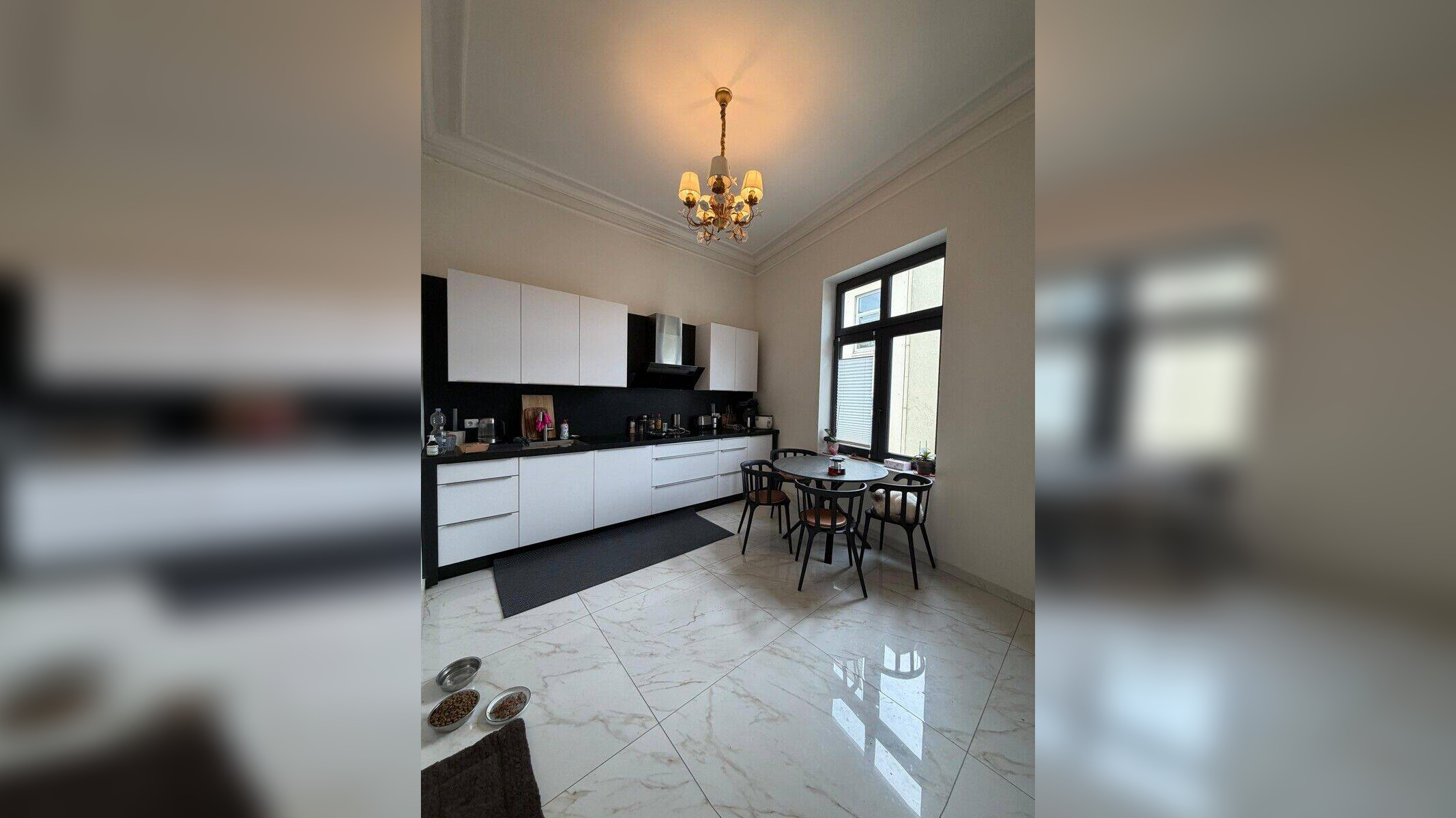 Exklusive Jugendstilwohnung mit Kamin, Balkon und Blick auf den Kuhmühlenteich – 22087 Hamburg – Vorschaubild 4