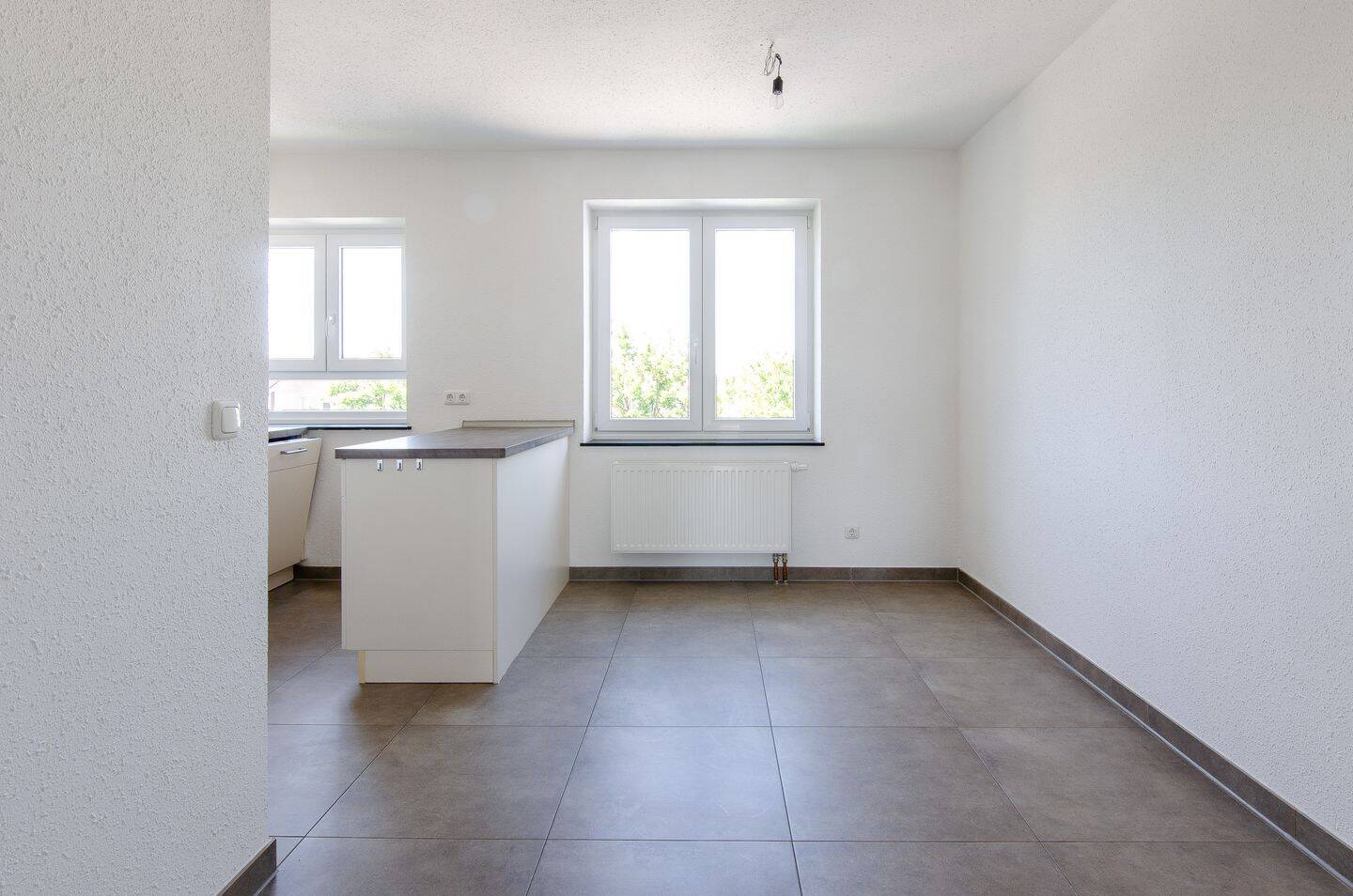 Sonnige 3-Zi.-Wohnung mit Südbalkon in ruhiger Lage! – 85567 Grafing b. München – Vorschaubild 3