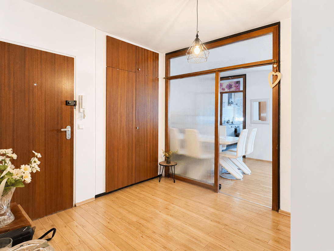 Gut geschnittene 2-Zimmer-Wohnung mit Balkon in Bad Godesberg – 53117 Bonn – Vorschaubild 3