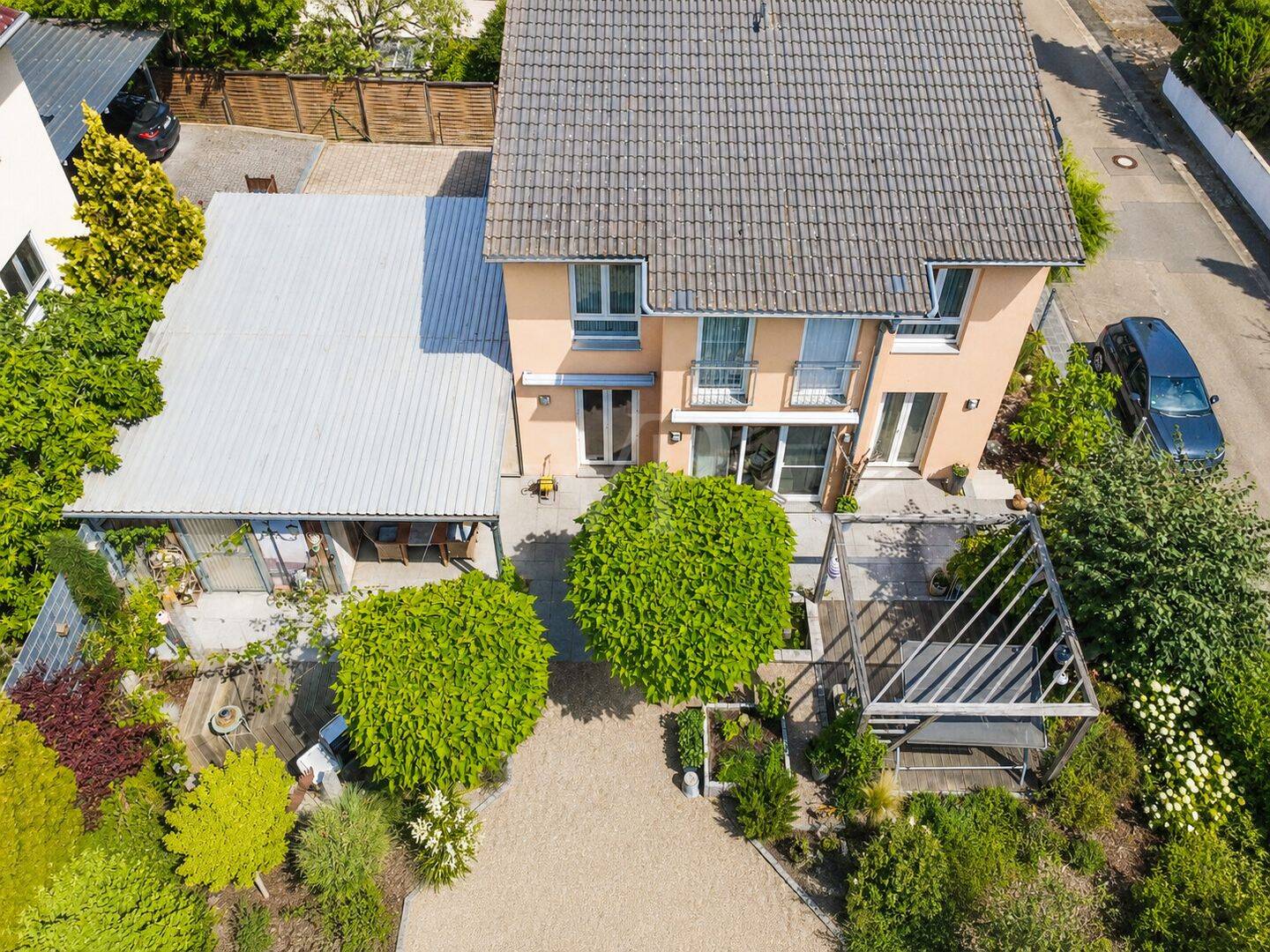 VON POLL | Durchdachtes Einfamilienhaus mit Gartenidylle und vielseitigem Raumangebot – 90768 Fürth – Vorschaubild 3