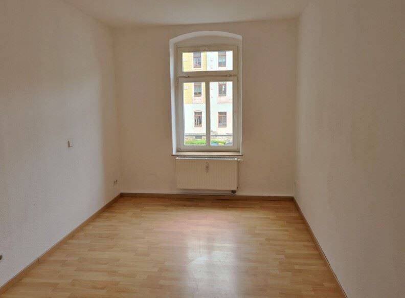 * Günstige 2-Zimmer mit Einbauküche und Wannenbad in ruhiger Lage! * – Chemnitz – Vorschaubild 4