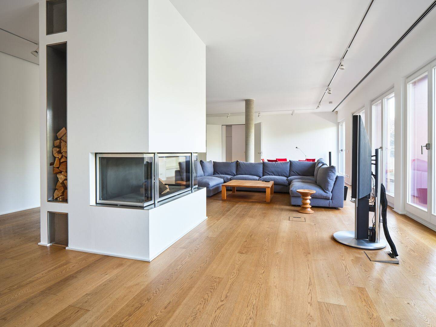 UNIKAT – LUXUSPENTHOUSE MIT BLICK IN DEN HOFGARTEN – 40211 Düsseldorf – Vorschaubild 4