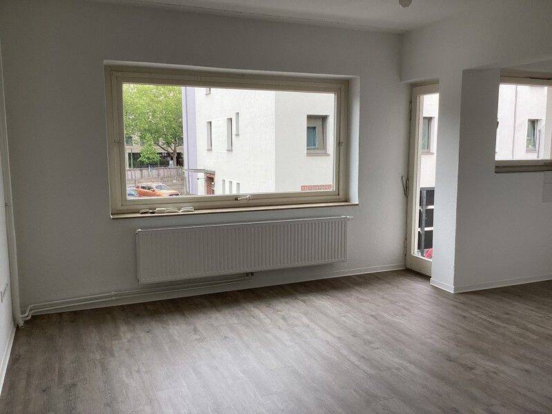Renovierte 1-Zimmer-Wohnung mit ca. 36 m² und Balkon in Hannover-Mitte – Hannover – Vorschaubild 3