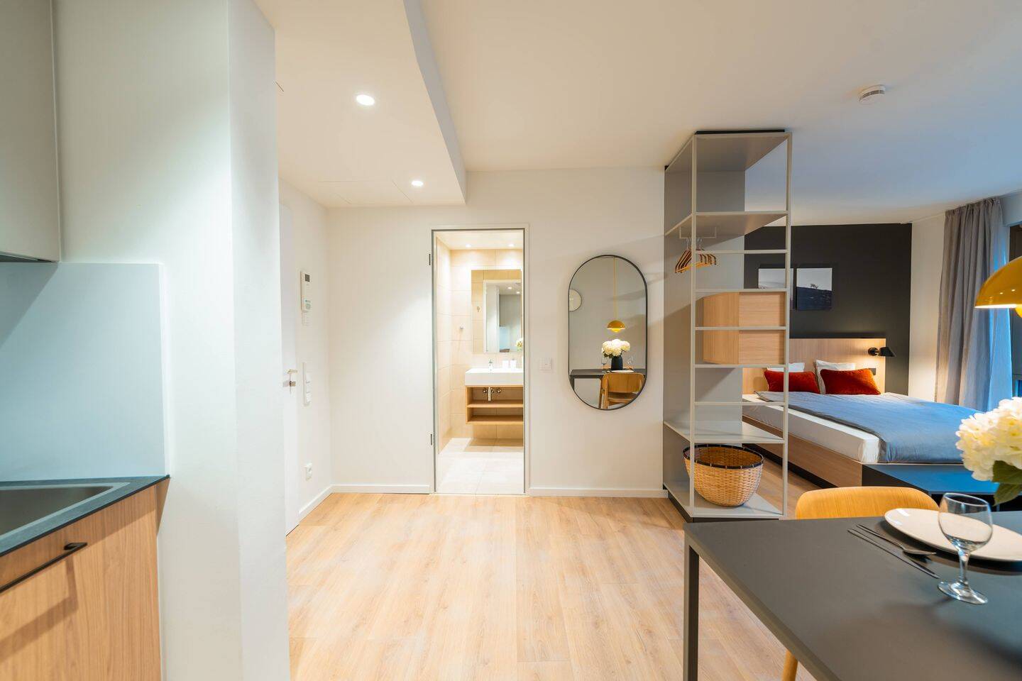 Topmodernes und vollmöbliertes Studioapartment im Neubau-Erstbezug – 70372 Stuttgart – Vorschaubild 7