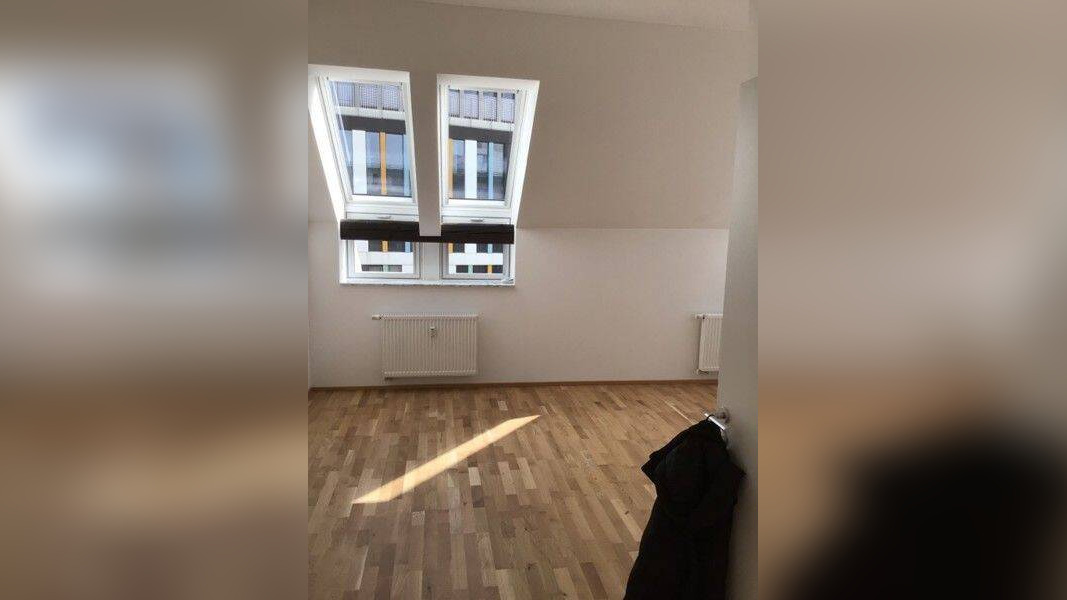 Dachgeschoss-Wohntraum mit EInbauküche! – München – Vorschaubild 4