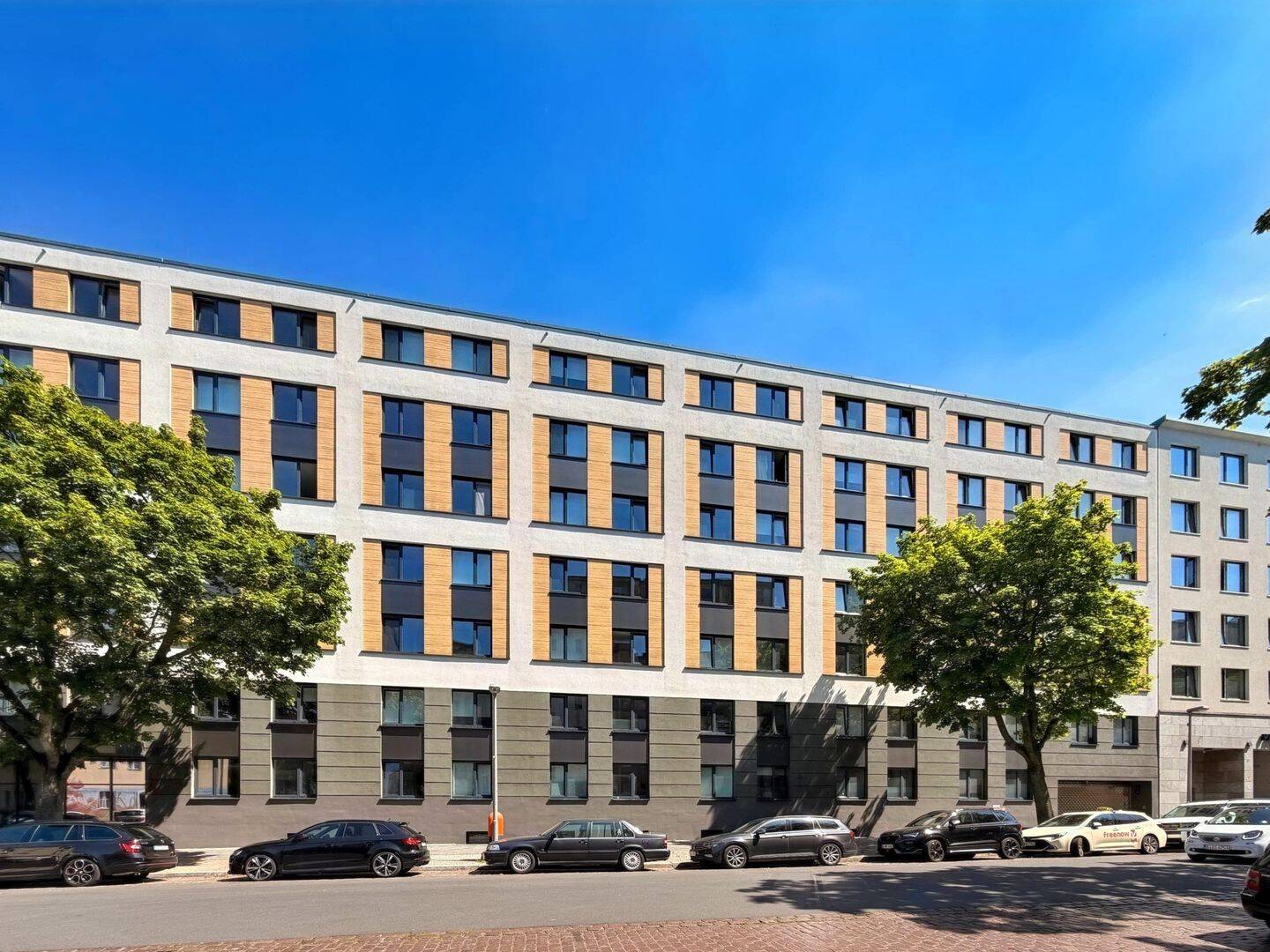 Bezugsfrei: Möbliertes City-Apartment / Vacant furnished city centre flat on the S-Bahn ring line – 13357 Berlin – Vorschaubild 3