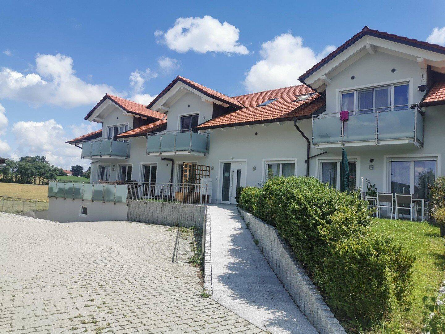 Sehr ruhige, traumhafte, gr. 4-Zi.-Terrassen-Wohnung Grafing – Grafing b. München – Vorschaubild 3