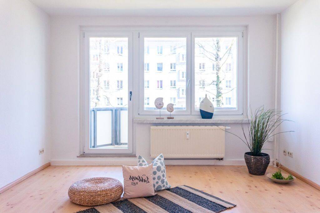 3-Raum-Wohnung mit Blick zur Lutherkirche – Chemnitz – Vorschaubild 3
