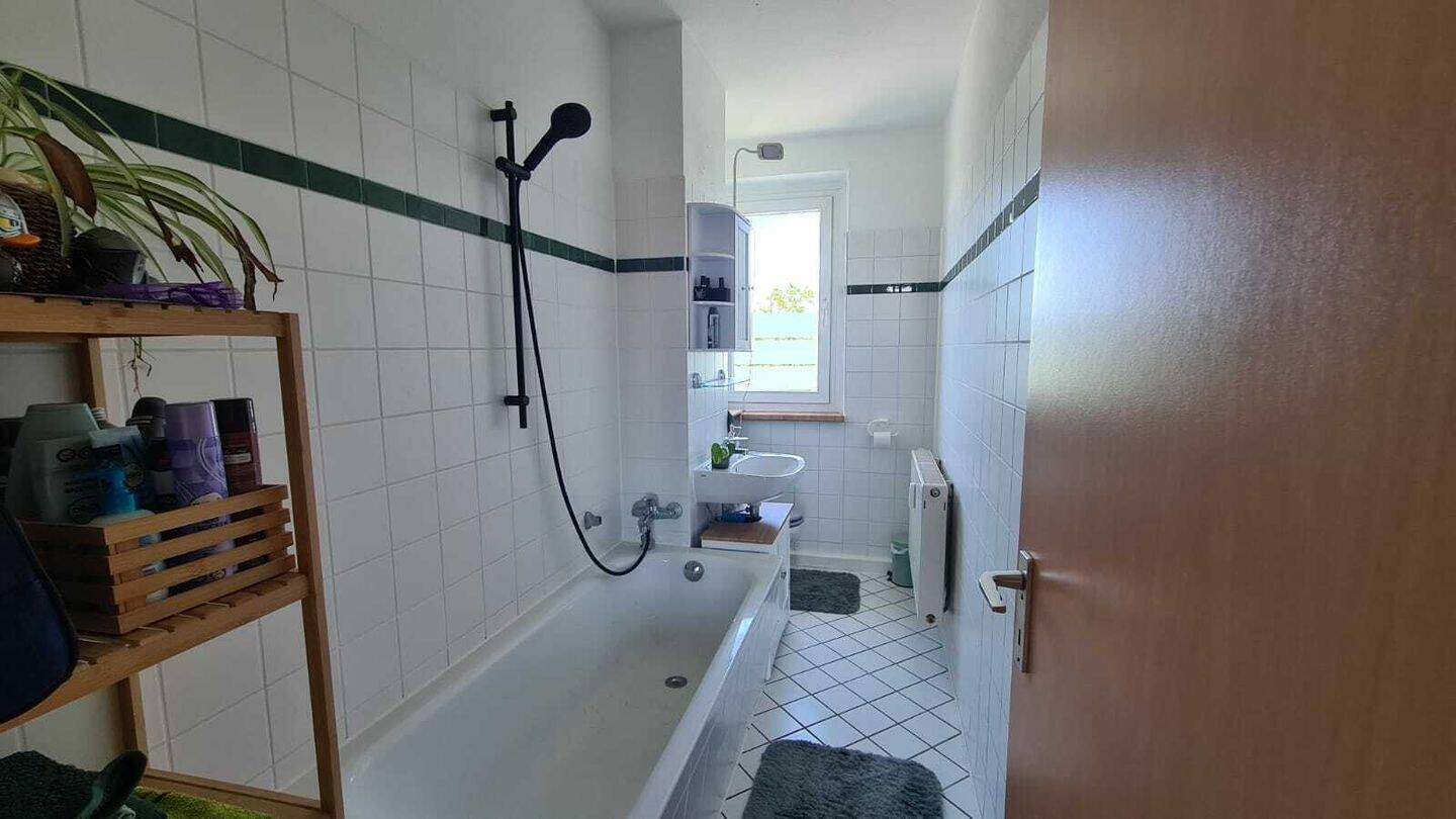3-Raumwohnung in ruhiger und grüner Lage – 6128 Halle (Saale) – Vorschaubild 3
