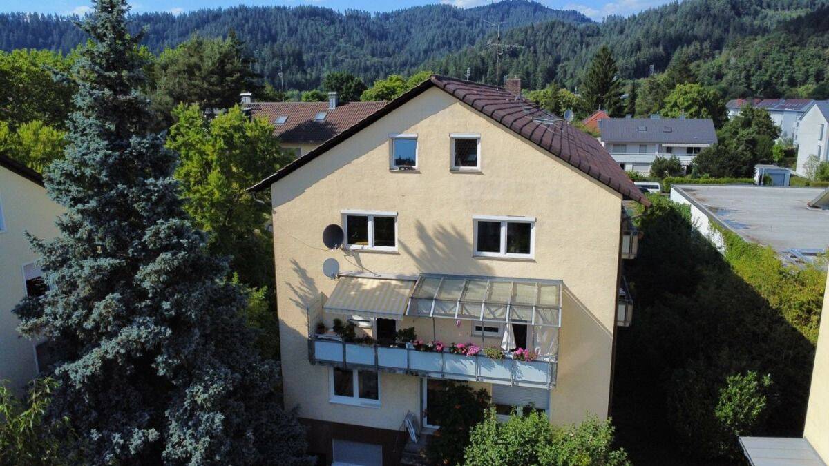Familienfreundlicher, architektonisch stilvoll und modern sanierter Designwohntraum – 79117 Freiburg im Breisgau – Vorschaubild 3