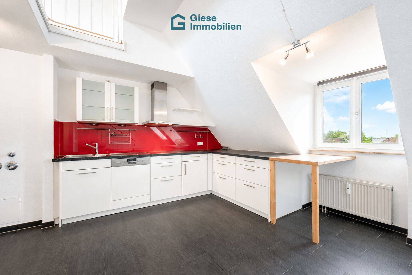 Traumhafte Maisonette mit Weitblick – sofort einziehen! – 70563 Stuttgart – Vorschaubild 3