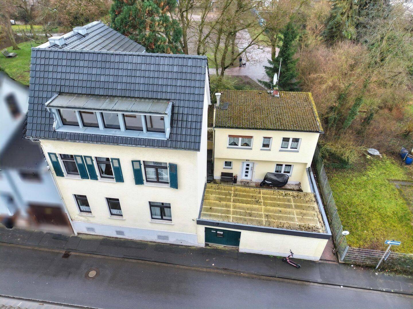 Charmantes Einfamilienhaus inkl. Nebengebäude mit historischem Flair – zusätzlicher Mieteinnahme in Bonn-Lannesdorf – 53179 Bonn – Vorschaubild 3