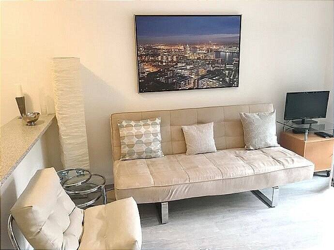 Möbliert/ 1-Zimmer Wohnung /hell/ Terrasse/ offene EBK / Stellplatz ! ab 01.08./01.09.2026 frei/ Warmmiete beträgt 1.210,00 Euro/Monat – 22459 Hamburg – Vorschaubild 3