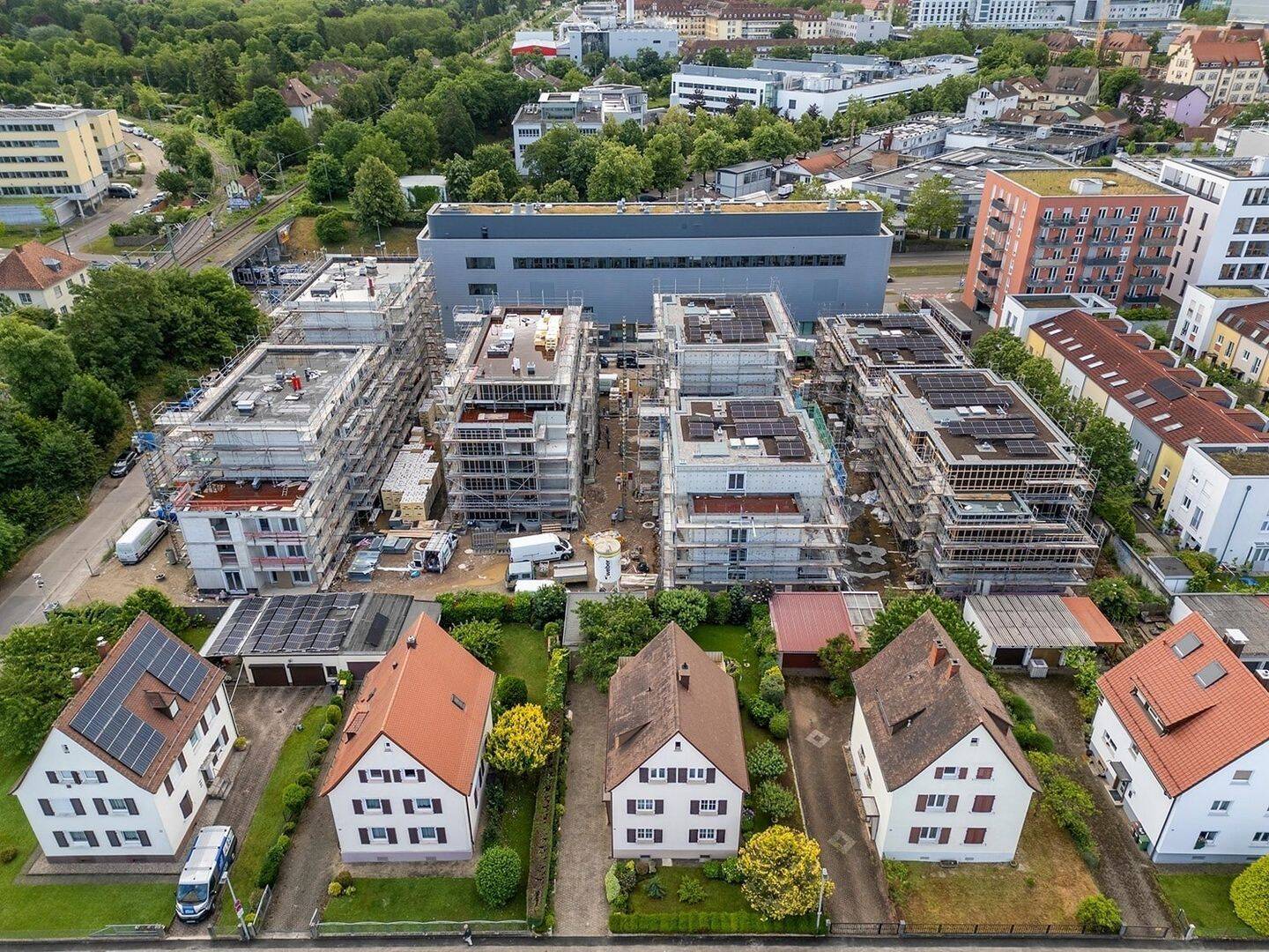 Neubauwohnung mit 2 Terrassen und Gartenanteil – 79110 Freiburg im Breisgau – Vorschaubild 3