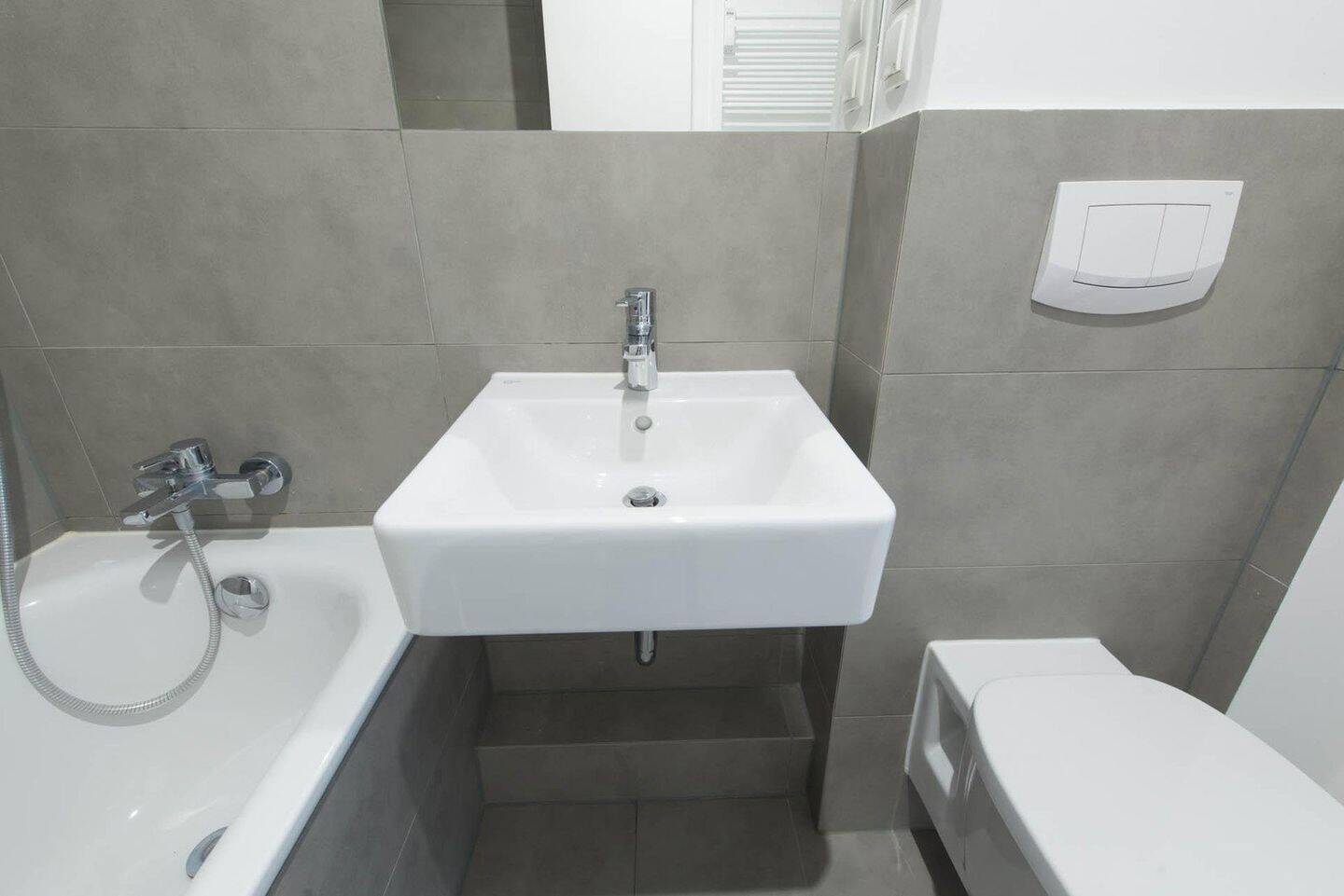 Helle 3-Zimmer-Wohnung mit Balkon & TG Stellplatz in HH-Hohenfelde – (frei lieferbar) – 22087 Hamburg – Vorschaubild 10