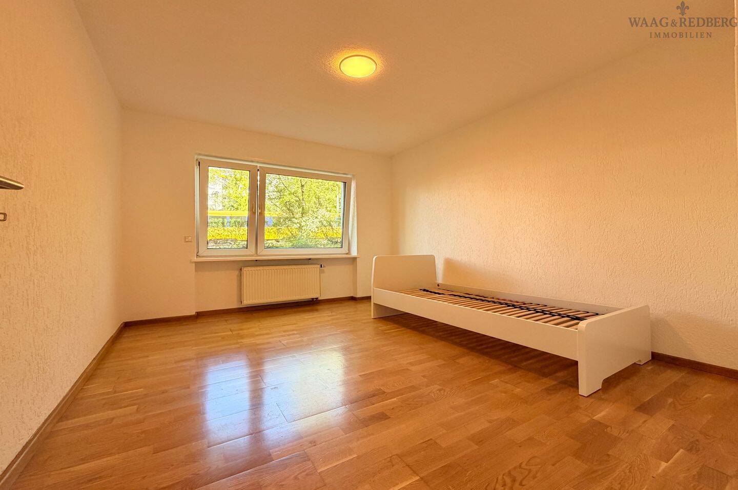 Gepflegte 3-Zimmer-Erdgeschosswohnung mit sonnigem Balkon in zentraler Wohnlage – 70374 Stuttgart – Vorschaubild 3