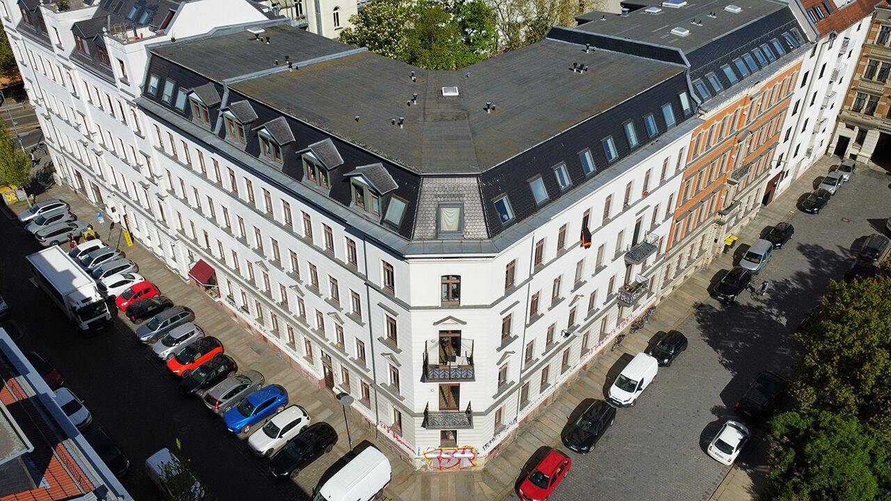 INVESTITION MIT WEITBLICK | 3-Raum-Wohnung mit Balkon im Zentrum-Süd – Leipzig – Vorschaubild 3